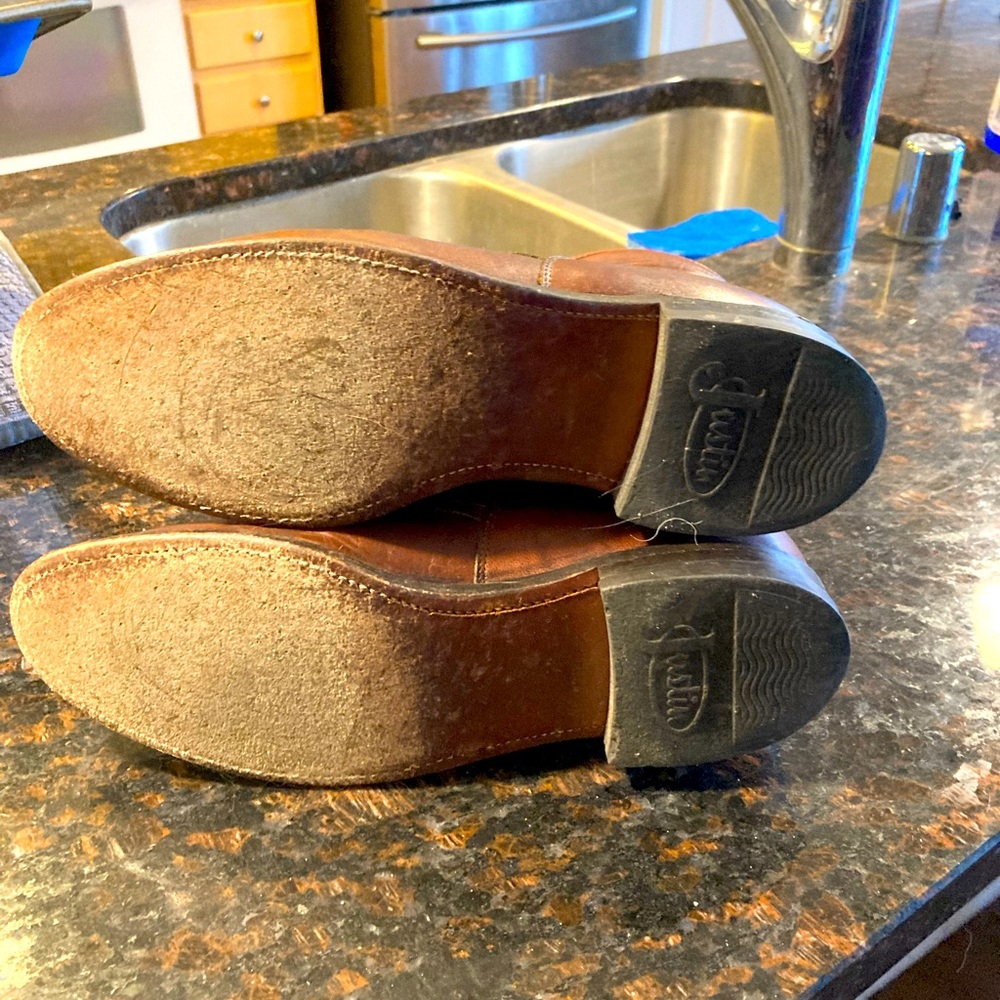 Womens Justin lace up Ropers, size 8B